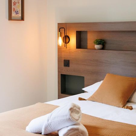 Appart'Hotel Le Corot - Acces Autonome - Saint-Junien Centre Εξωτερικό φωτογραφία