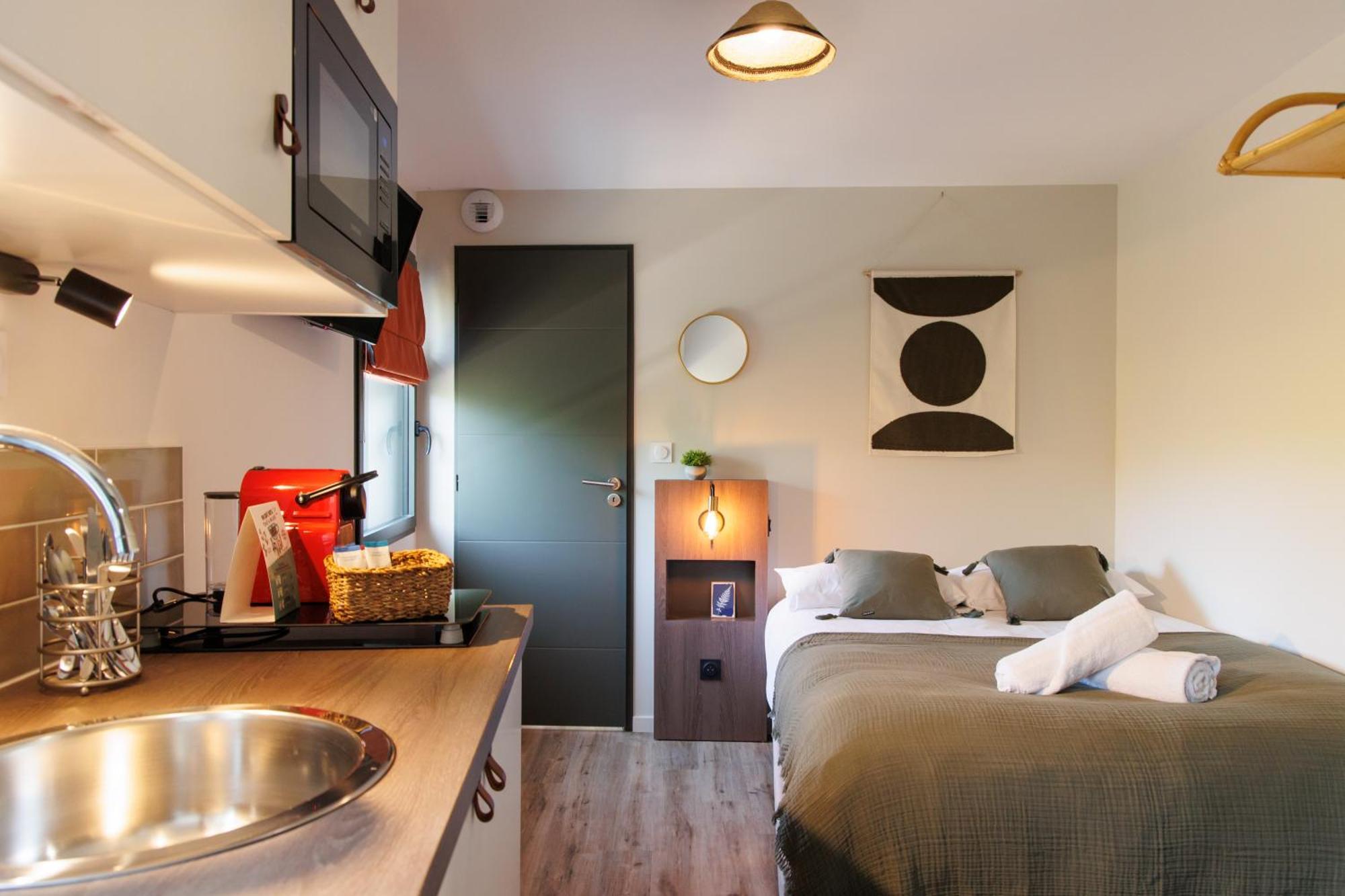 Appart'Hotel Le Corot - Acces Autonome - Saint-Junien Centre Εξωτερικό φωτογραφία