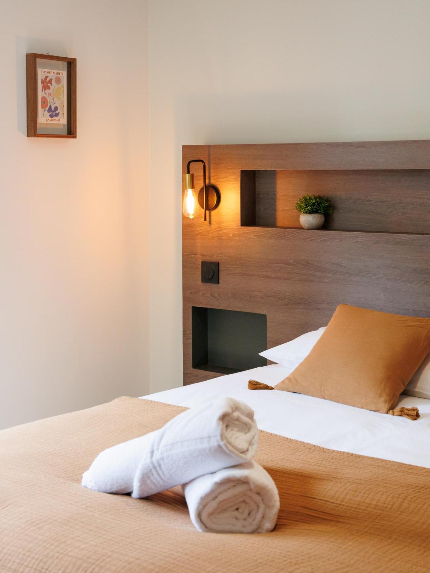 Appart'Hotel Le Corot - Acces Autonome - Saint-Junien Centre Εξωτερικό φωτογραφία