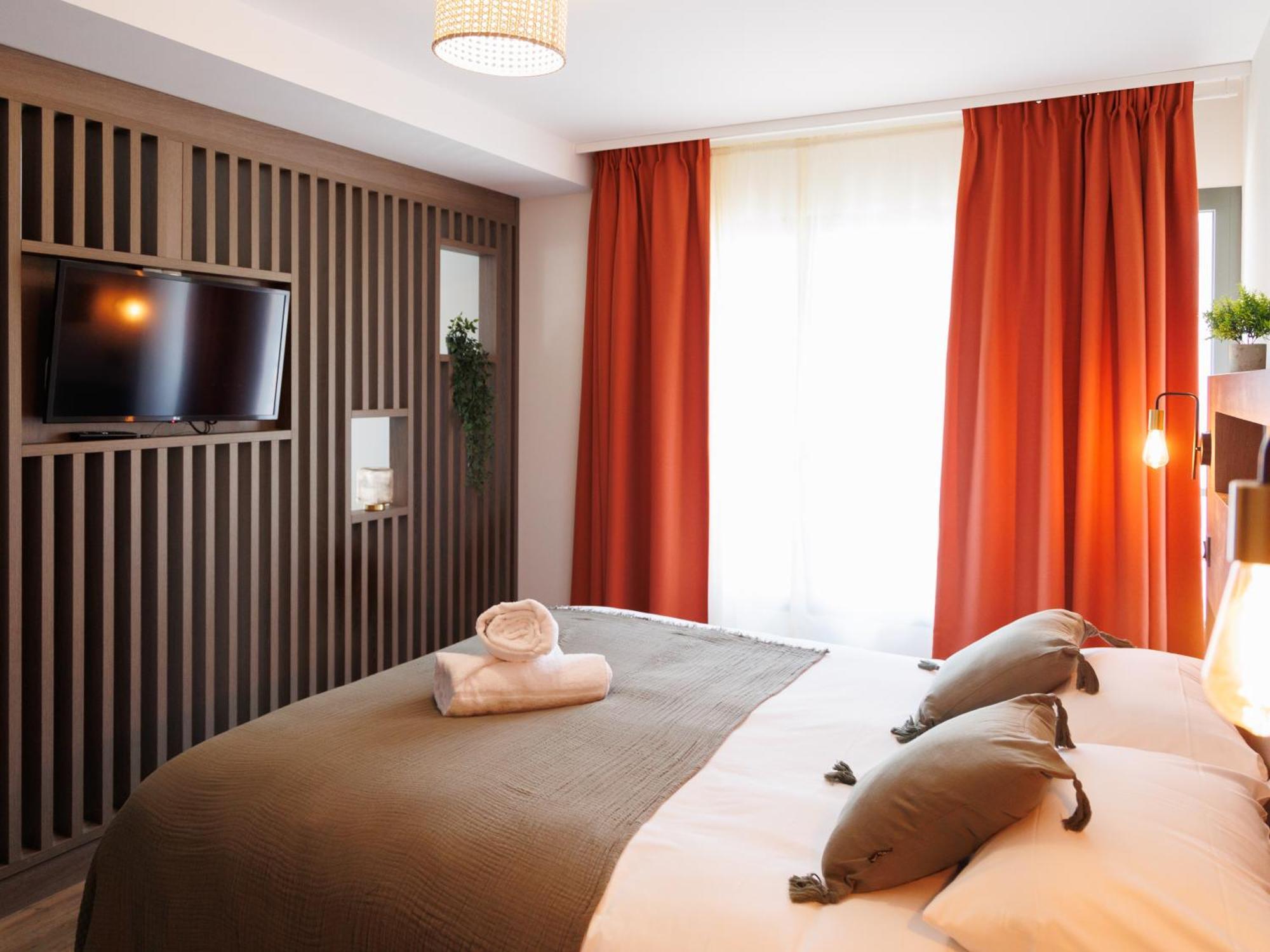 Appart'Hotel Le Corot - Acces Autonome - Saint-Junien Centre Εξωτερικό φωτογραφία